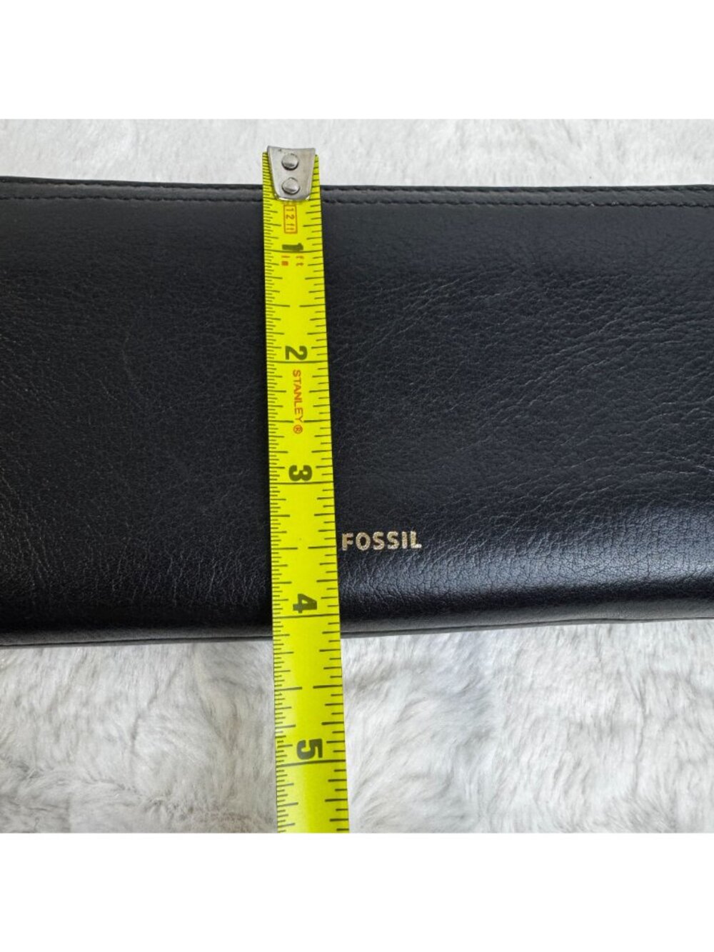 Fossil Black Leather Zip-Around Wallet Gold Accents Multiple Card Slots Logo - Picture 9 of 9